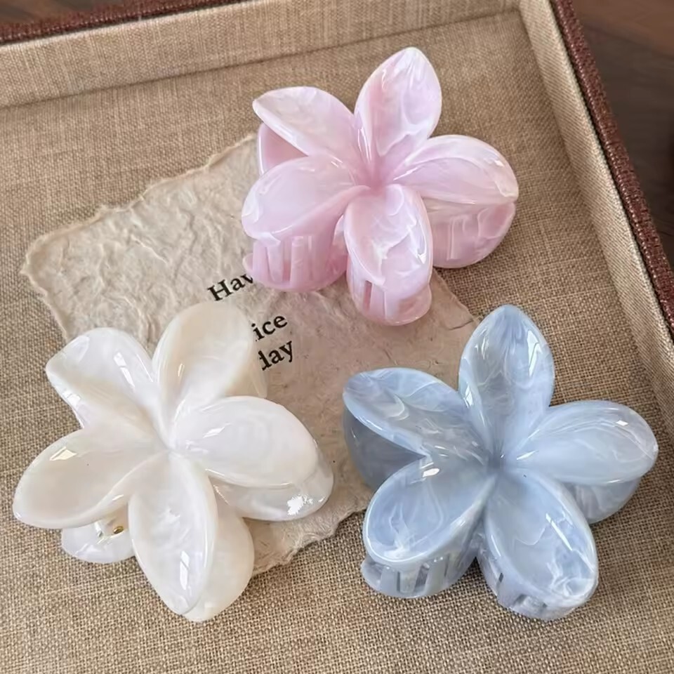 Korean Hawaiian Gradient Flowe - Hair Claw Clip Set のレビューと価格