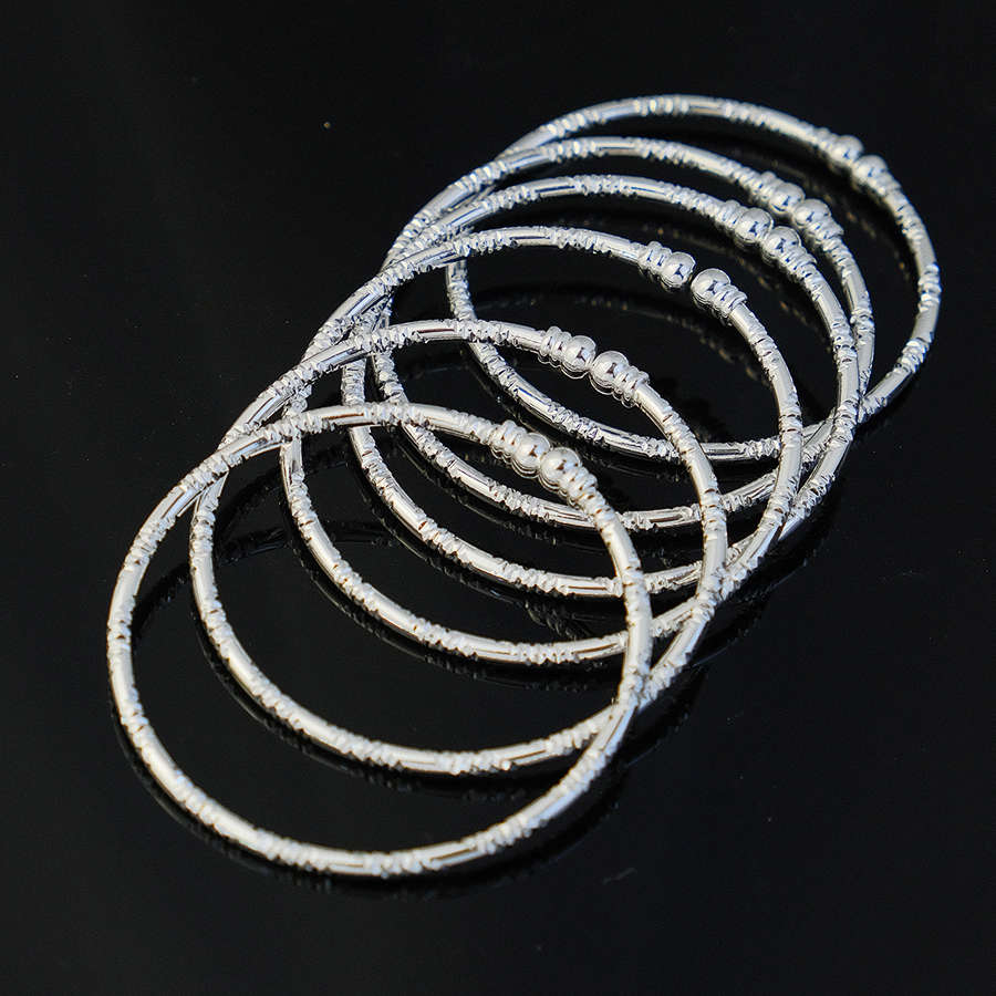 Middle Eastern Women's Bridal  - Women Accessories India のレビューと価格