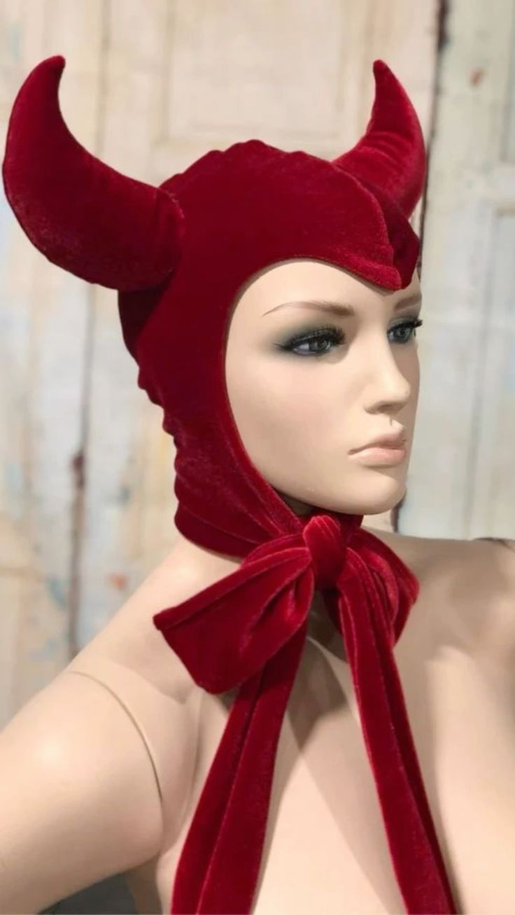 Vintage Little Devil Red/Black - Women'S Red Accessories のレビューと価格