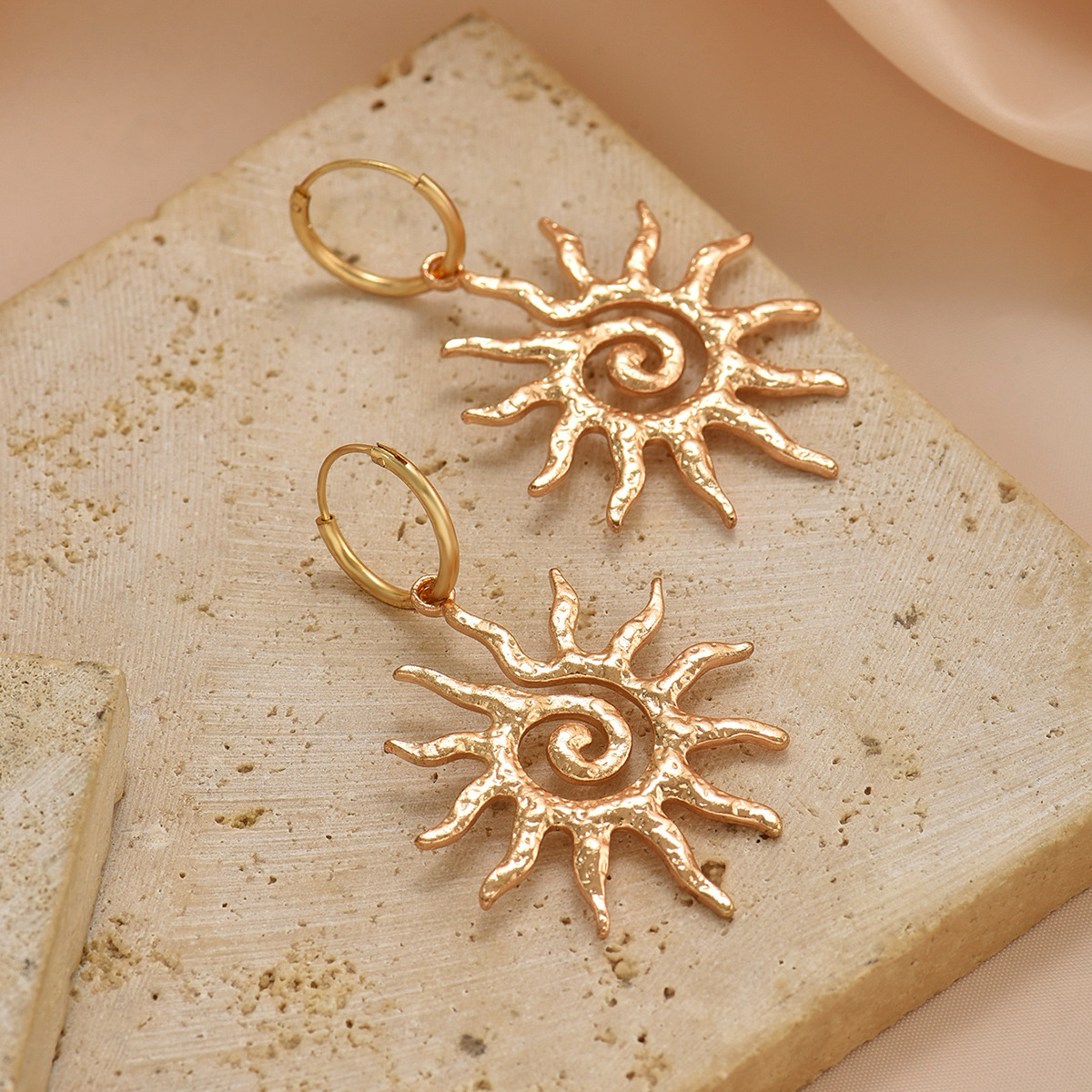 Sunflower Earrings Light Luxur - Women Accessories Shop Online のレビューと価格
