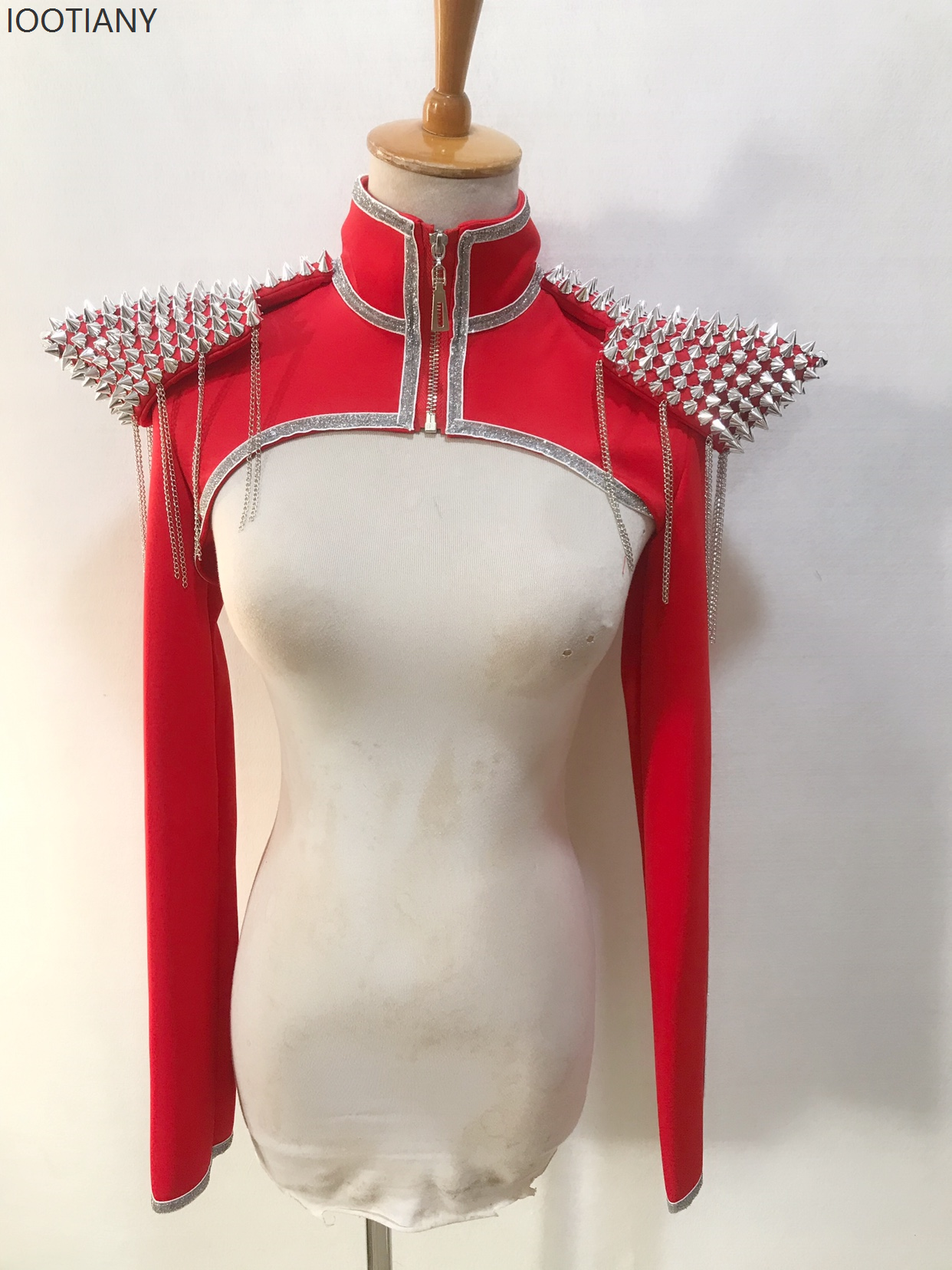 IOOTIANY Red Rivet Padded Shou - Women'S Red Accessories のレビューと価格
