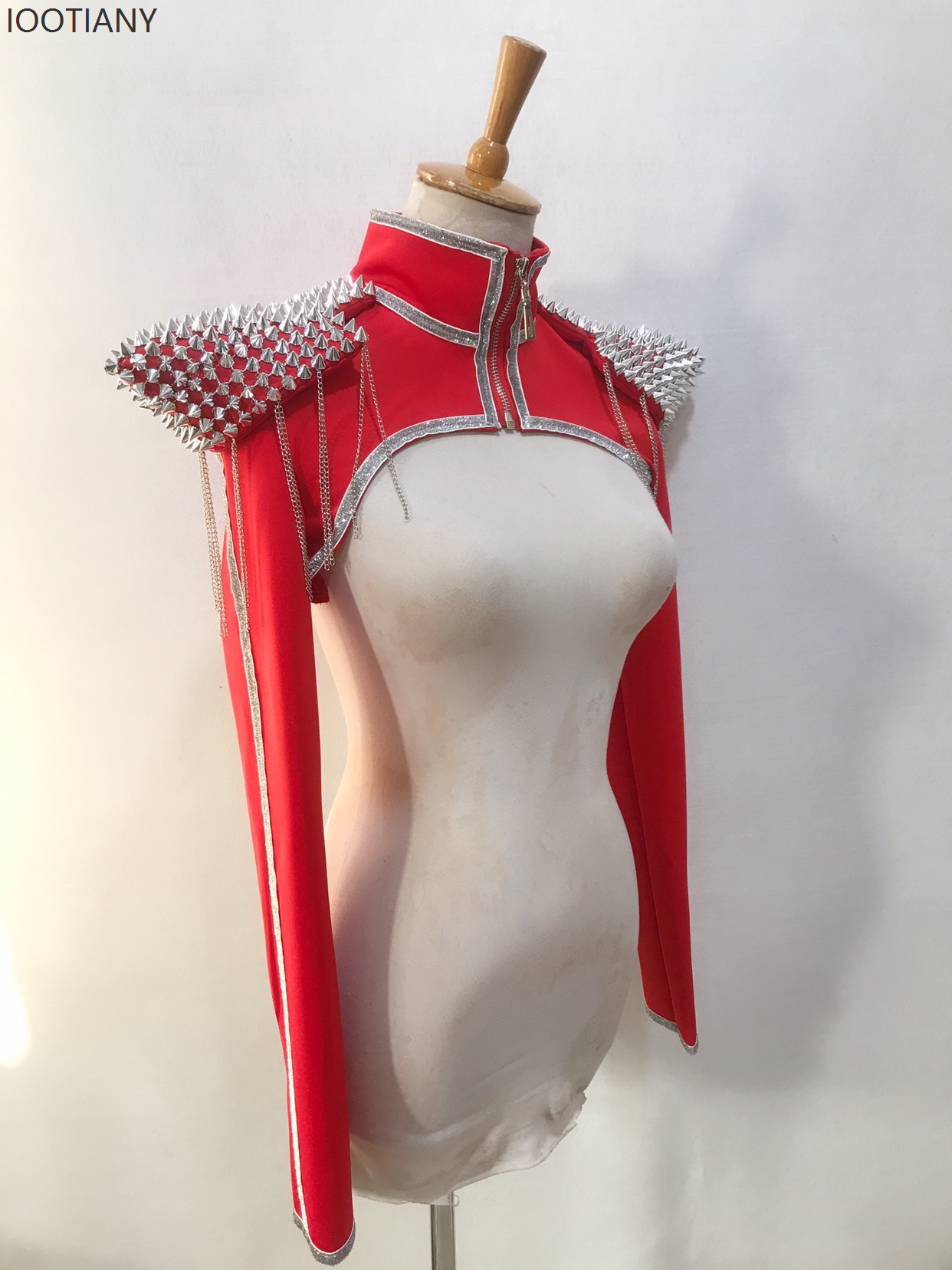 IOOTIANY Red Rivet Padded Shou - Women'S Red Accessories のレビューと価格