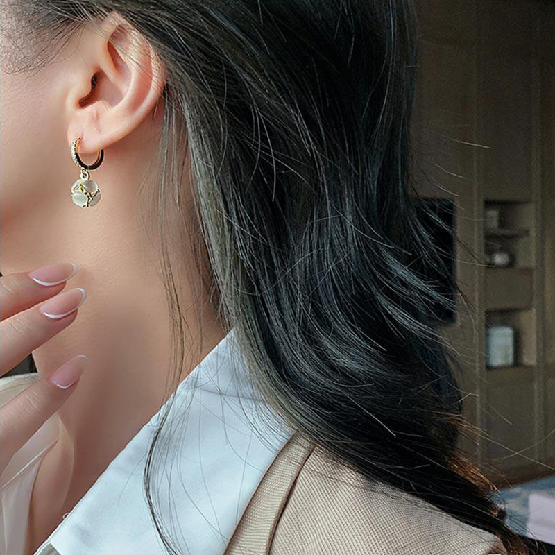 Elegant Cat's Eye Stone round  - Women'S Accessories Trends 2026 のレビューと価格