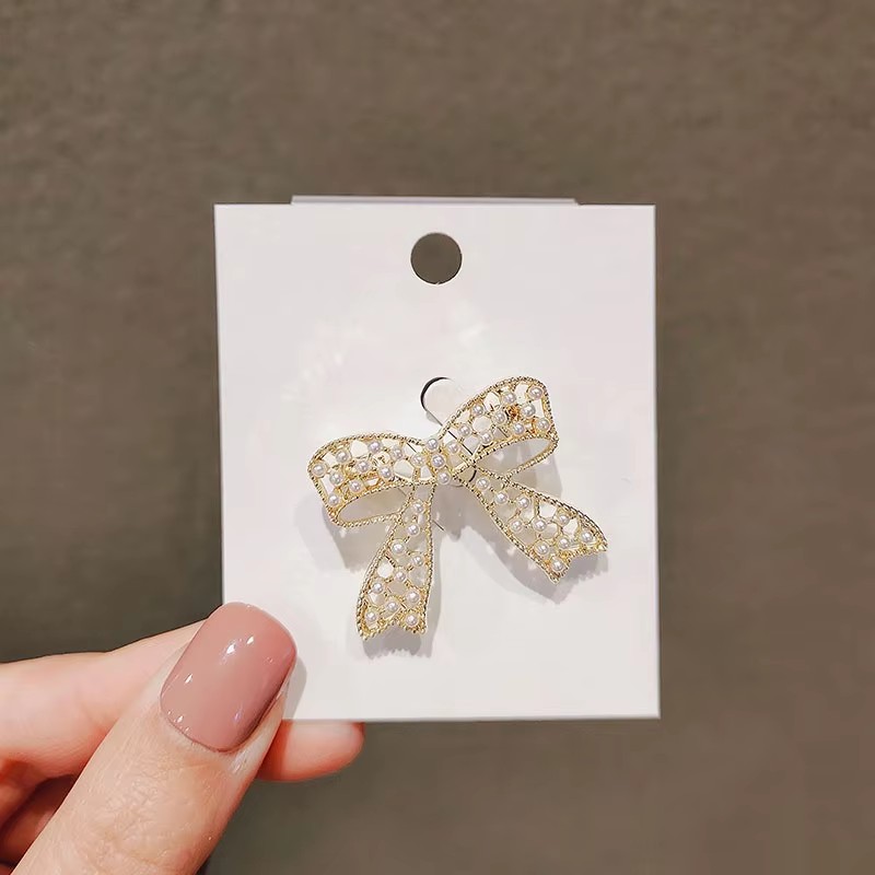 Punk Girl Brooch 2025 Fashiona - Women'S Accessories Manufacturers のレビューと価格