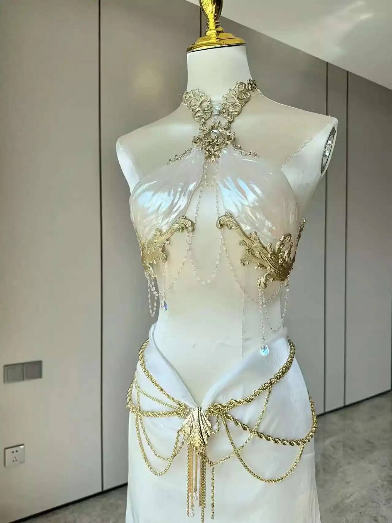 ZIWU Design Bayang Goddess  Or - Women Accessories Chain のレビューと価格
