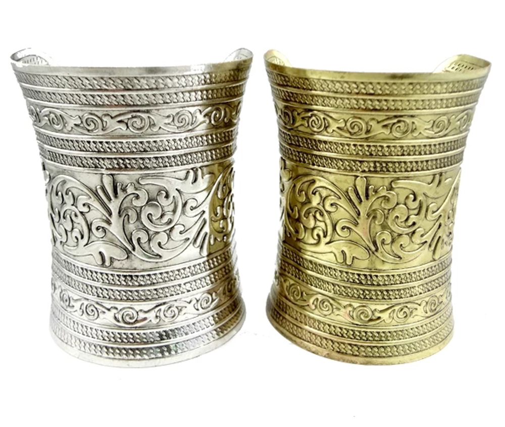 Vintage Alloy Wide Cuff Bracel - Women Accessories India のレビューと価格