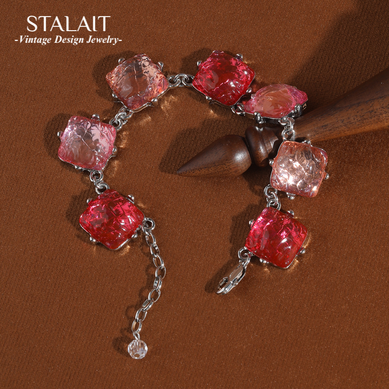 Vintage Pink Charm Bracelet Na - Women'S Accessories Trends 2026 のレビューと価格