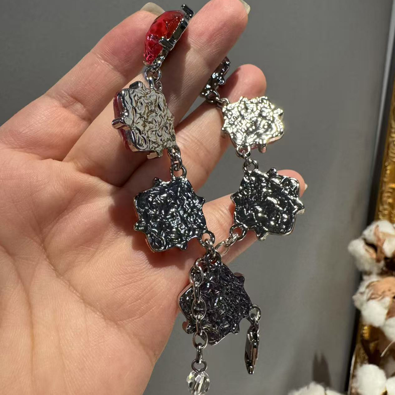 Vintage Pink Charm Bracelet Na - Women'S Accessories Trends 2026 のレビューと価格