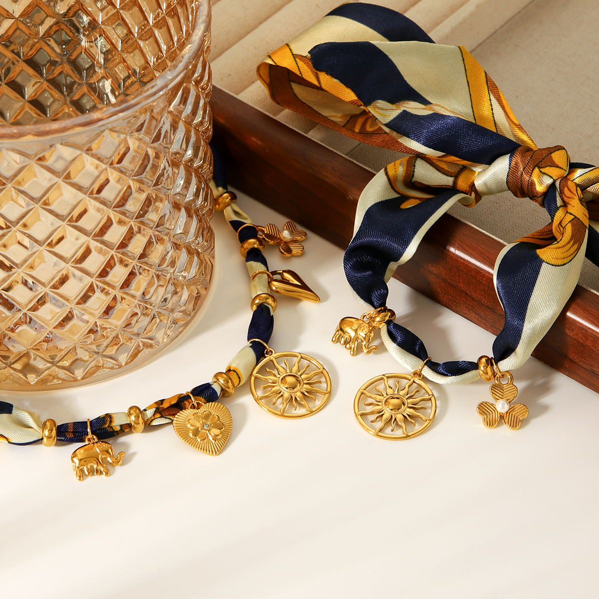 Silk Satin 2026 Trend Necklace - Women'S Accessories Trends 2026 のレビューと価格