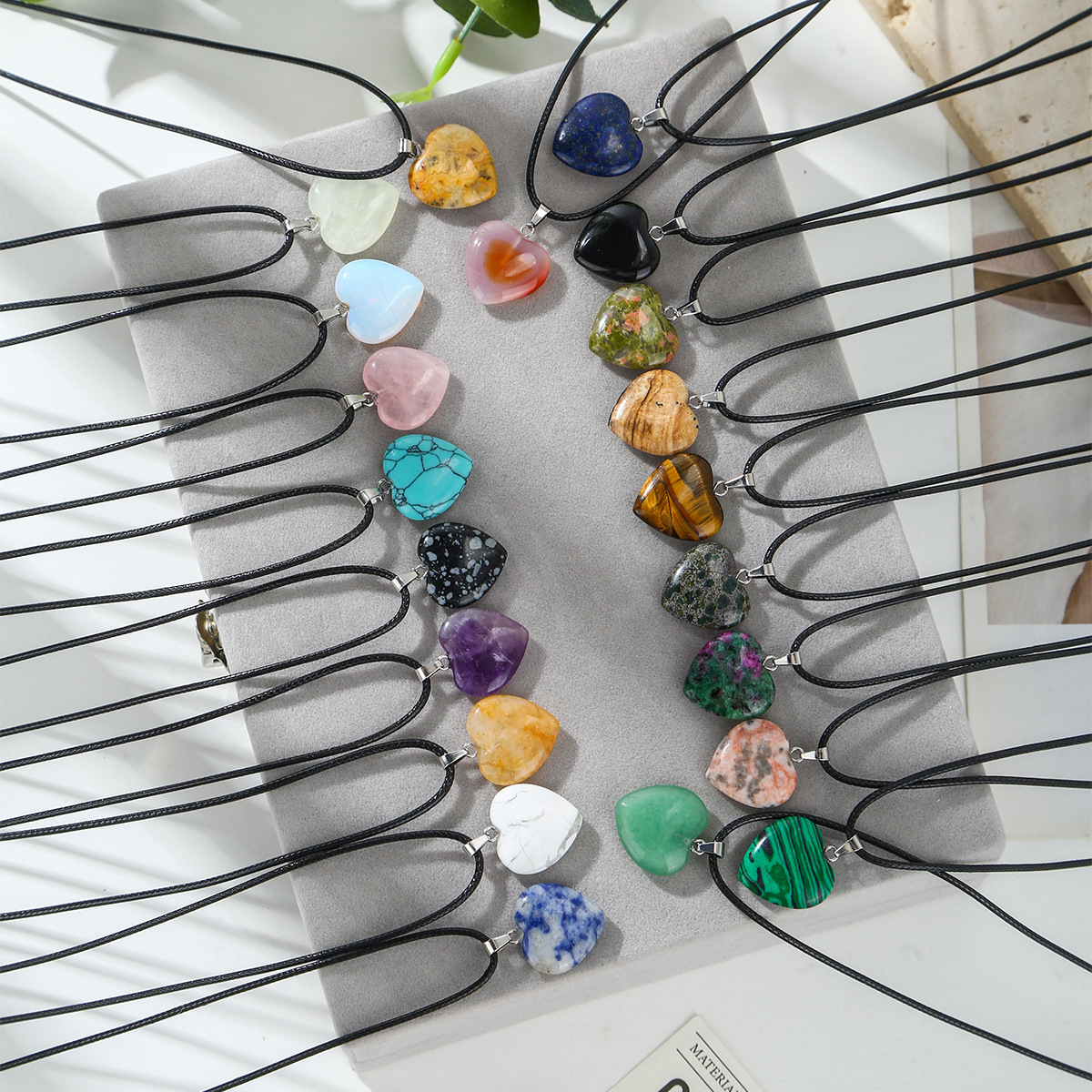 Natural Crystal  Tiger's Eye S - Women'S Accessories Manufacturers のレビューと価格